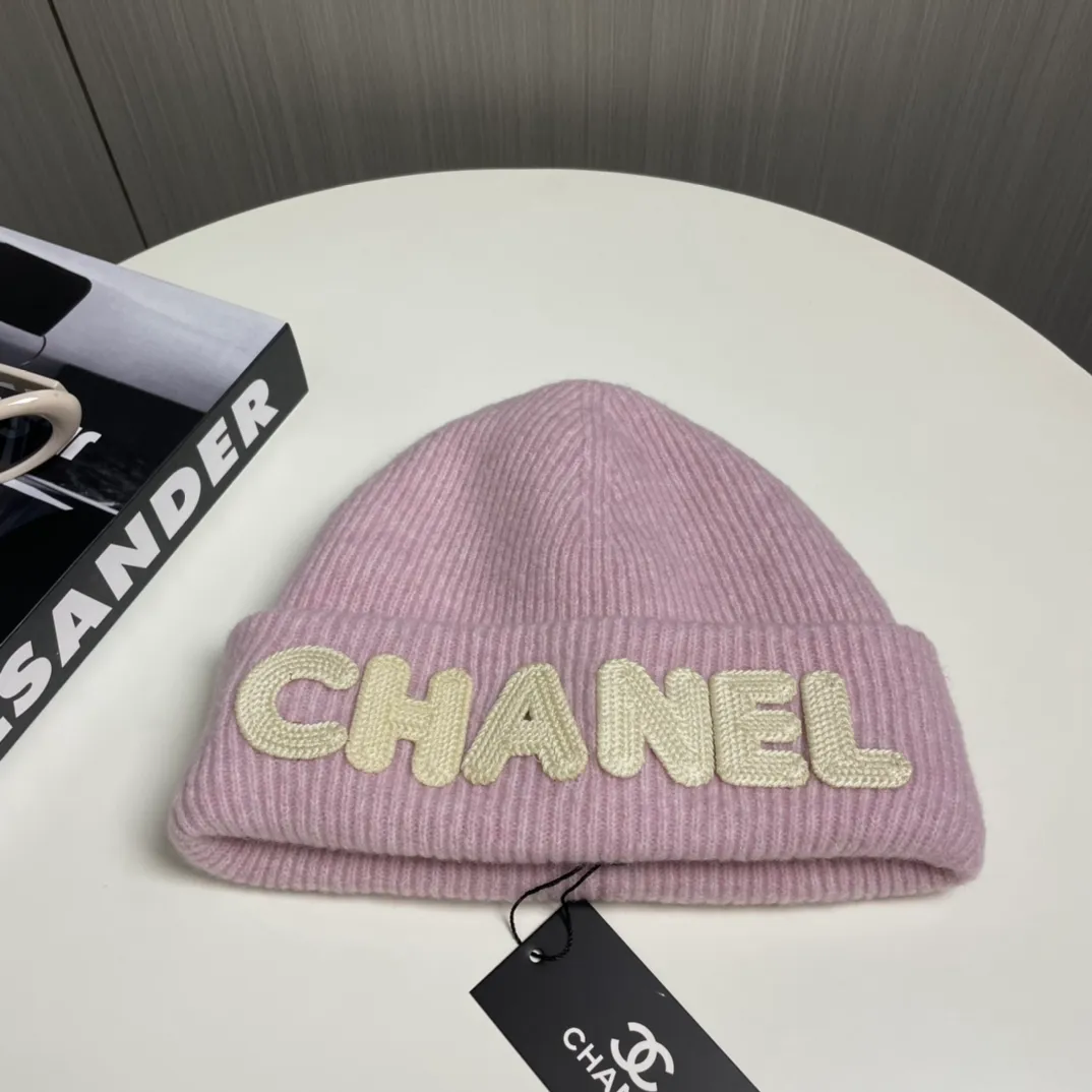 P66 comes with dust bag 🌺 [CHANEL] New wool knitted hat, Xiaohongshu, recommended by major Internet celebrities! Thicker and warmer, fashionable and popular🌸First-class texture, the best brand for keeping warm in autumn and winter, order now, limited quantity available