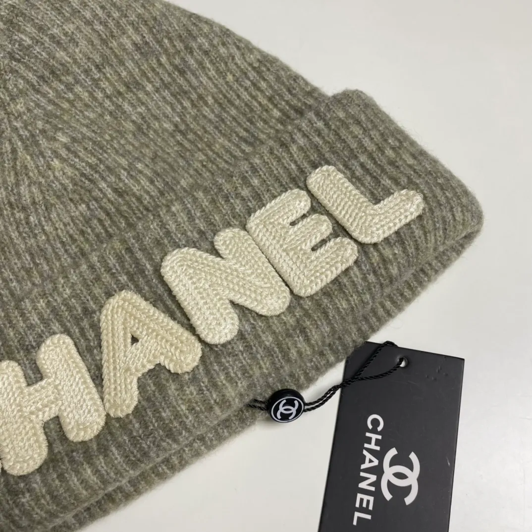 P66 comes with dust bag 🌺 [CHANEL] New wool knitted hat, Xiaohongshu, recommended by major Internet celebrities! Thicker and warmer, fashionable and popular🌸First-class texture, the best brand for keeping warm in autumn and winter, order now, limited quantity available