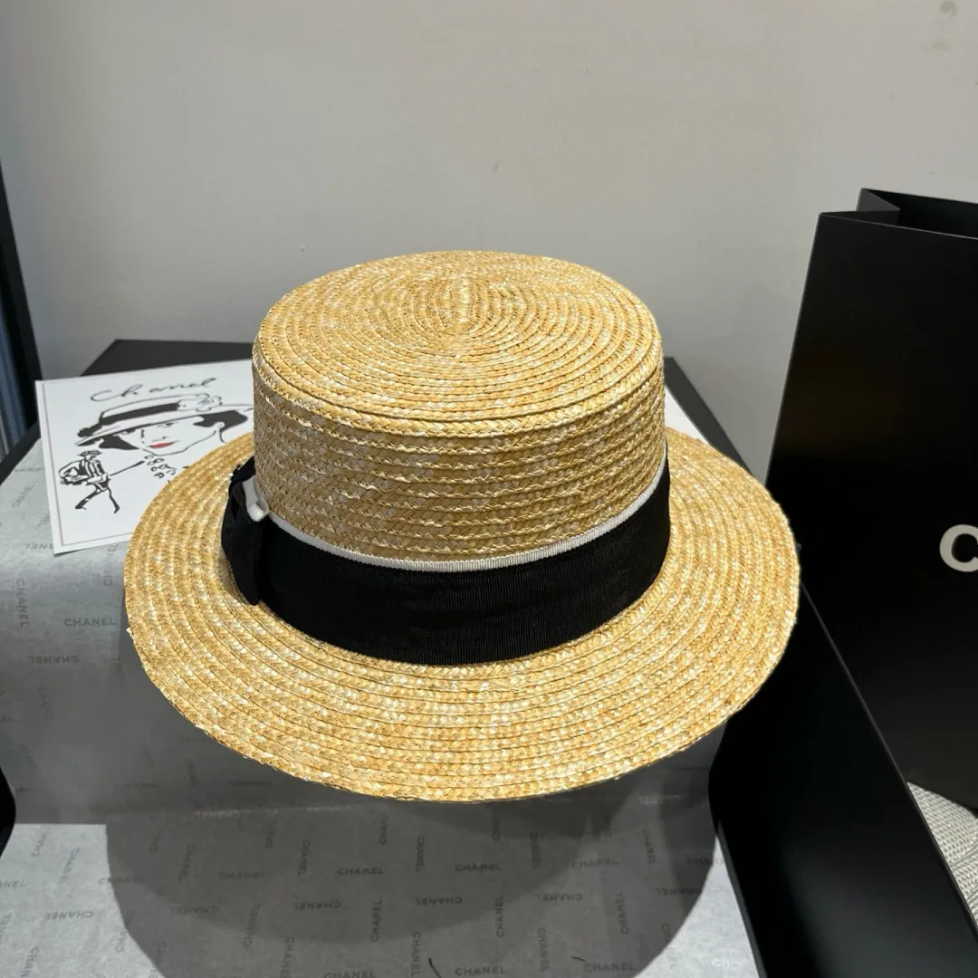 💰160¥ Chanel official flat top hat, made of straw, head circumference 57cm