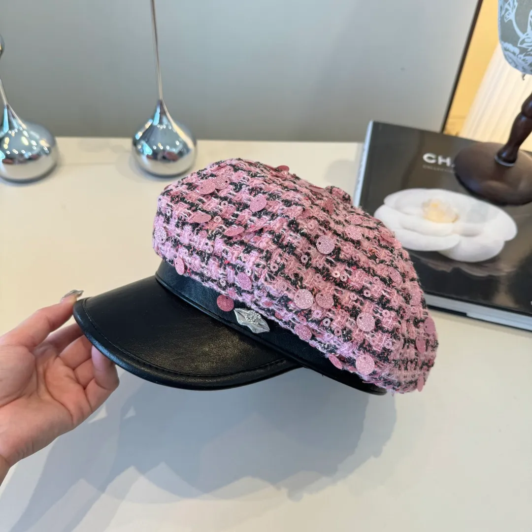 💰100¥ Chanel Chanel new duck-billed limpet, glitter peaked cap, spring and autumn new style, head circumference 57cm
