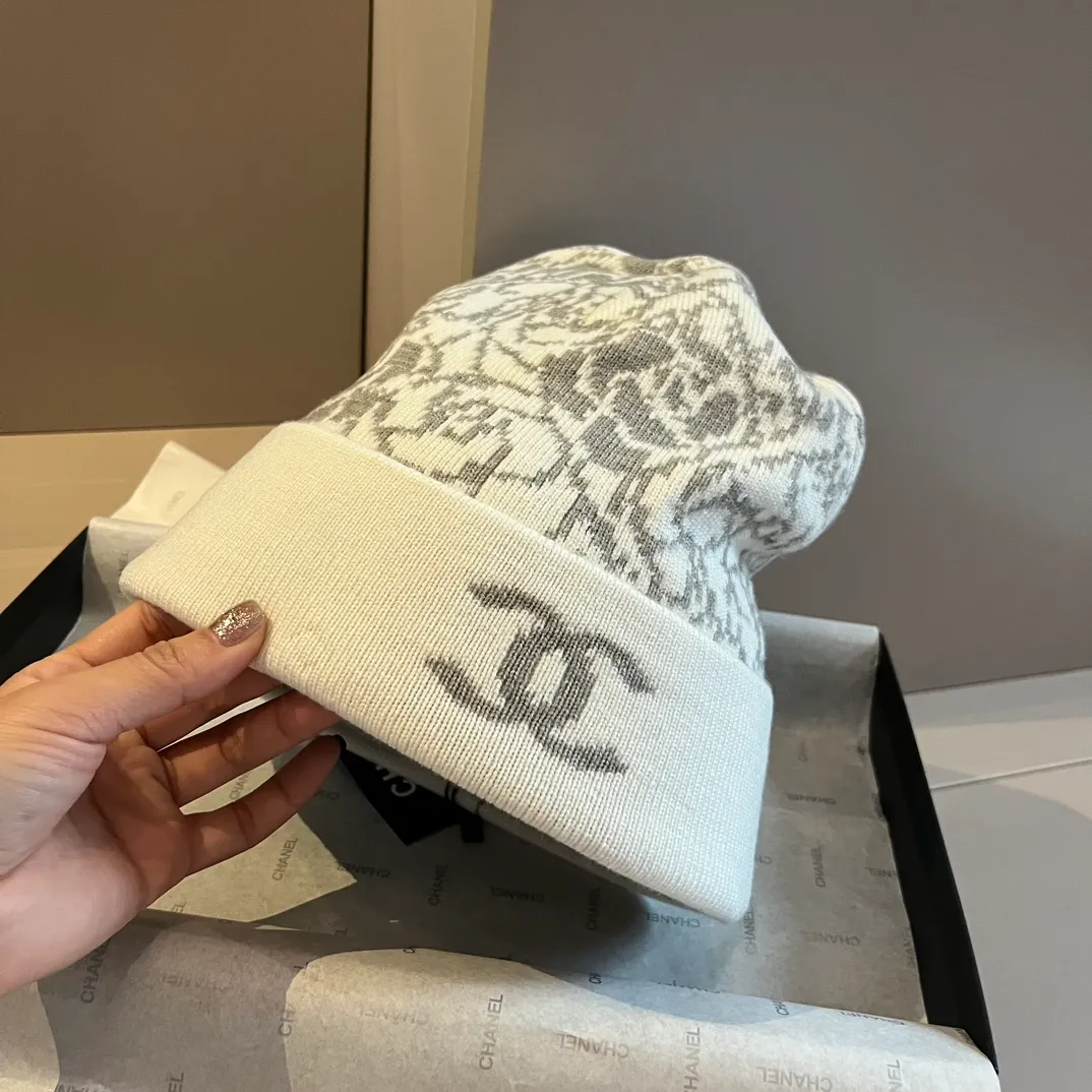 💰90¥ Chanel knitted beanie