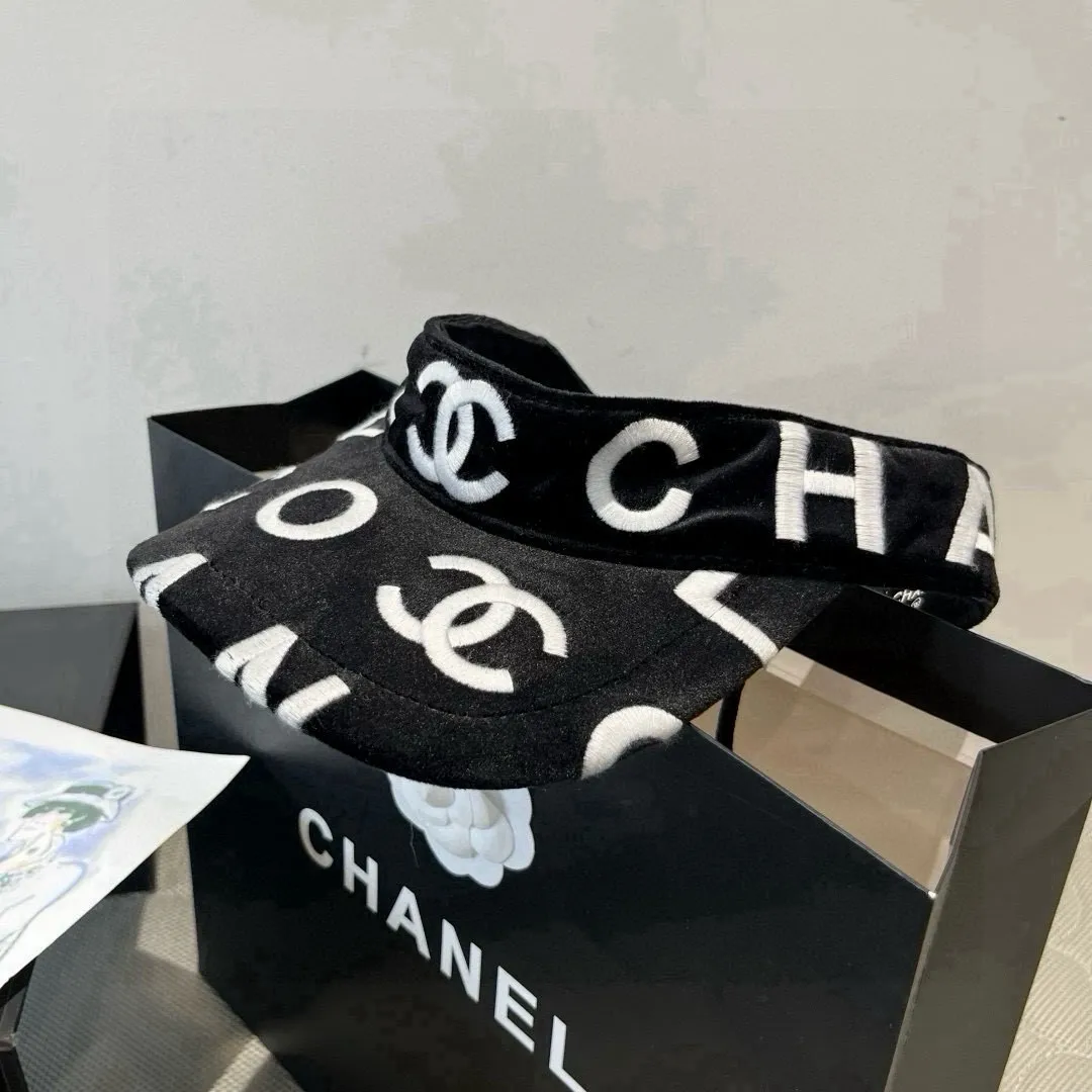 💰90¥ Chanel new empty top peaked hat