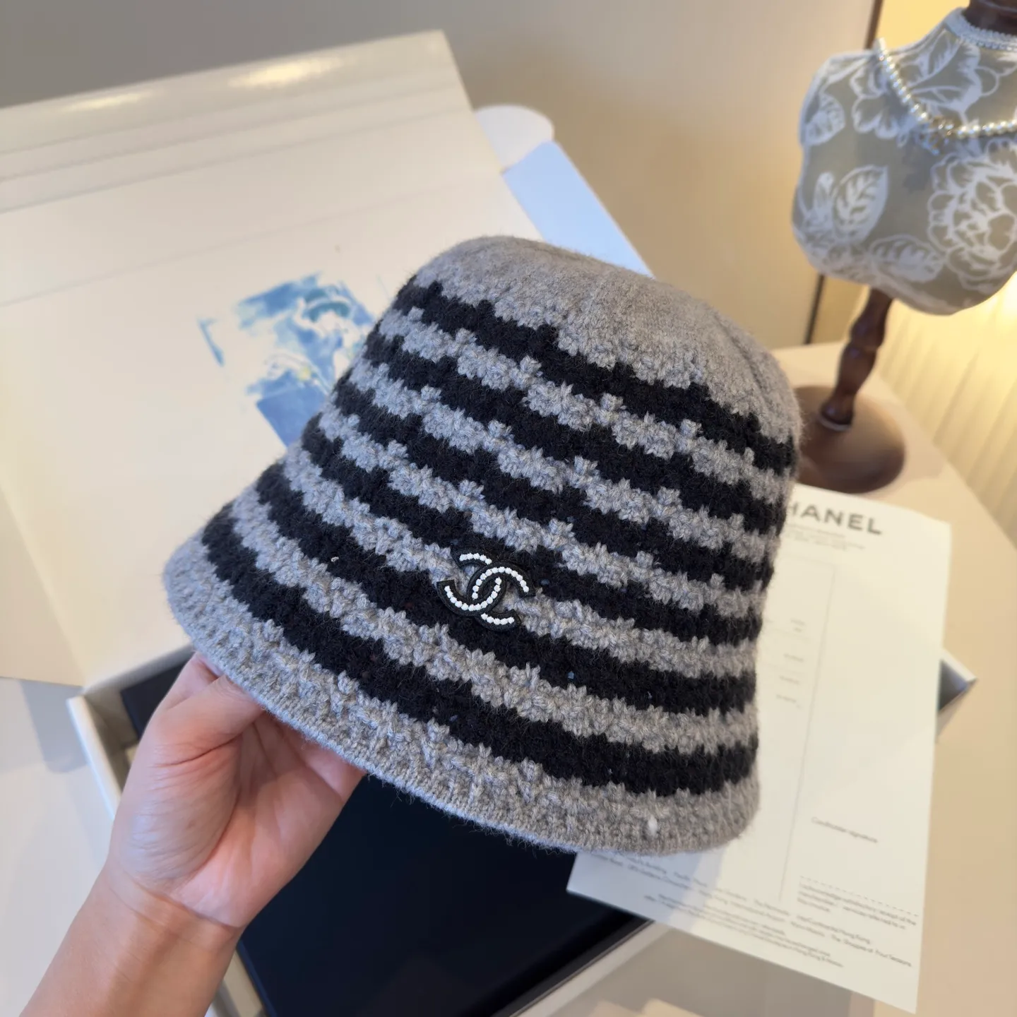 💰60¥ Chanel new knitted wool hat, 100% wool fabric