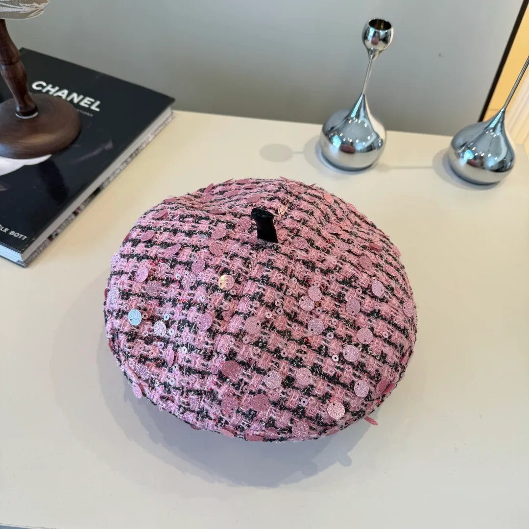 💰100¥ Chanel beret, glitter beret, new style for spring and autumn, head circumference 57cm