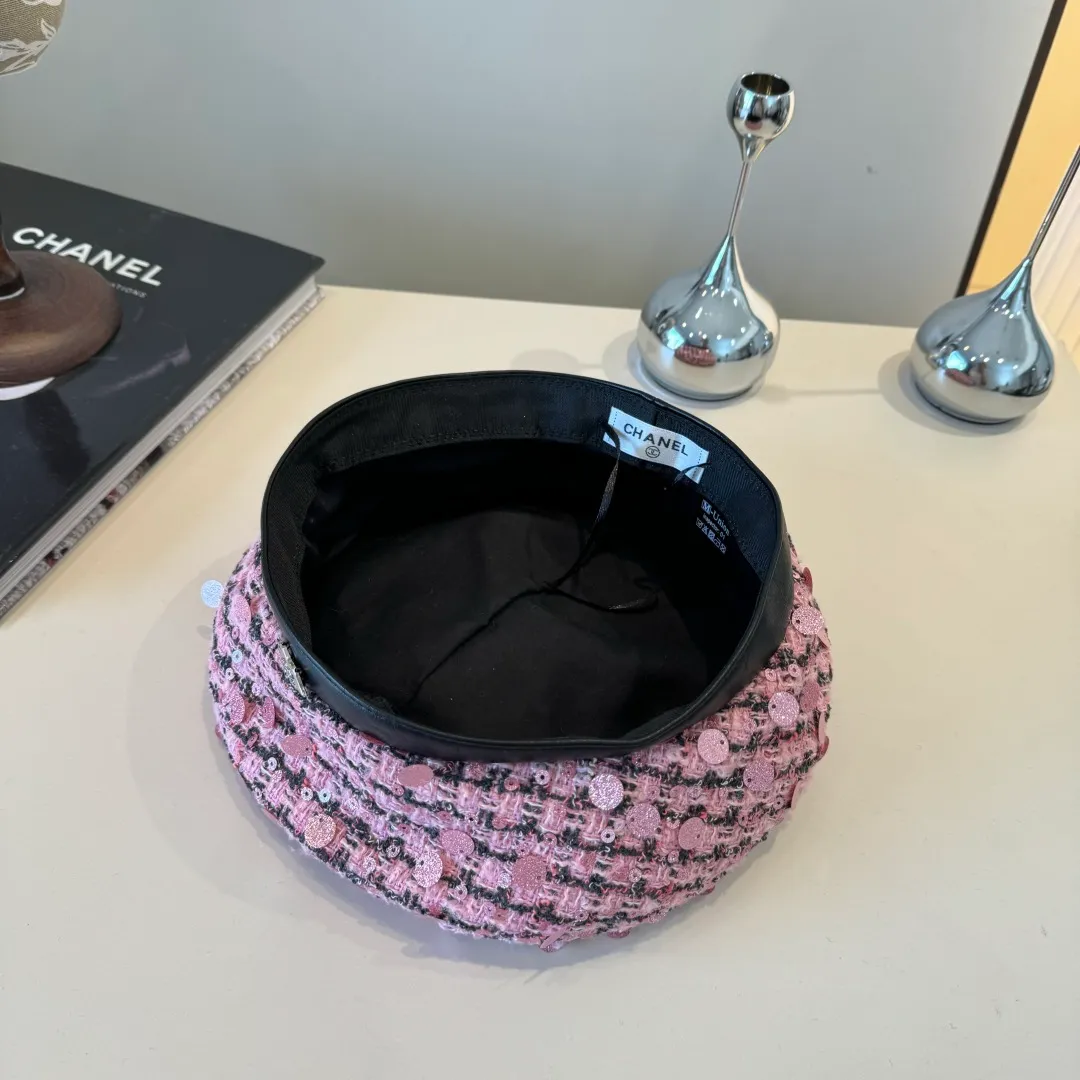 💰100¥ Chanel beret, glitter beret, new style for spring and autumn, head circumference 57cm