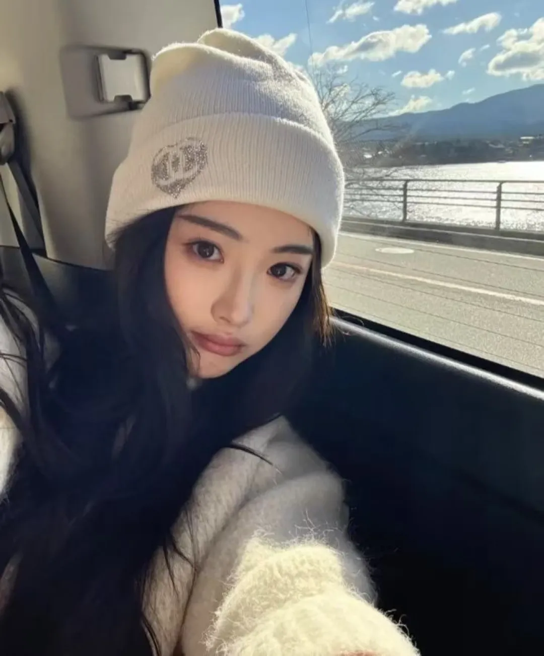 P70 Chanel knitted beanie, new counter model