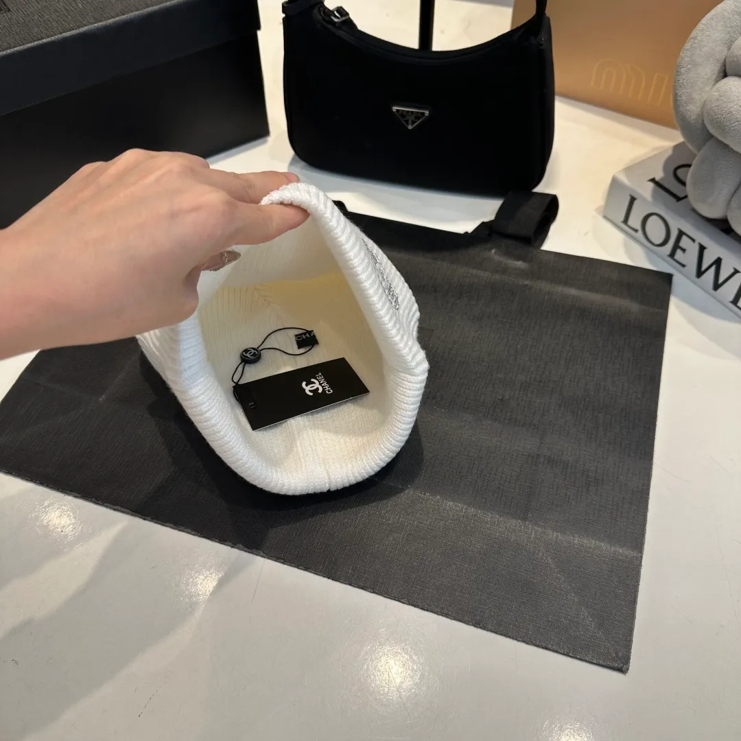 P70 Chanel knitted beanie, new counter model