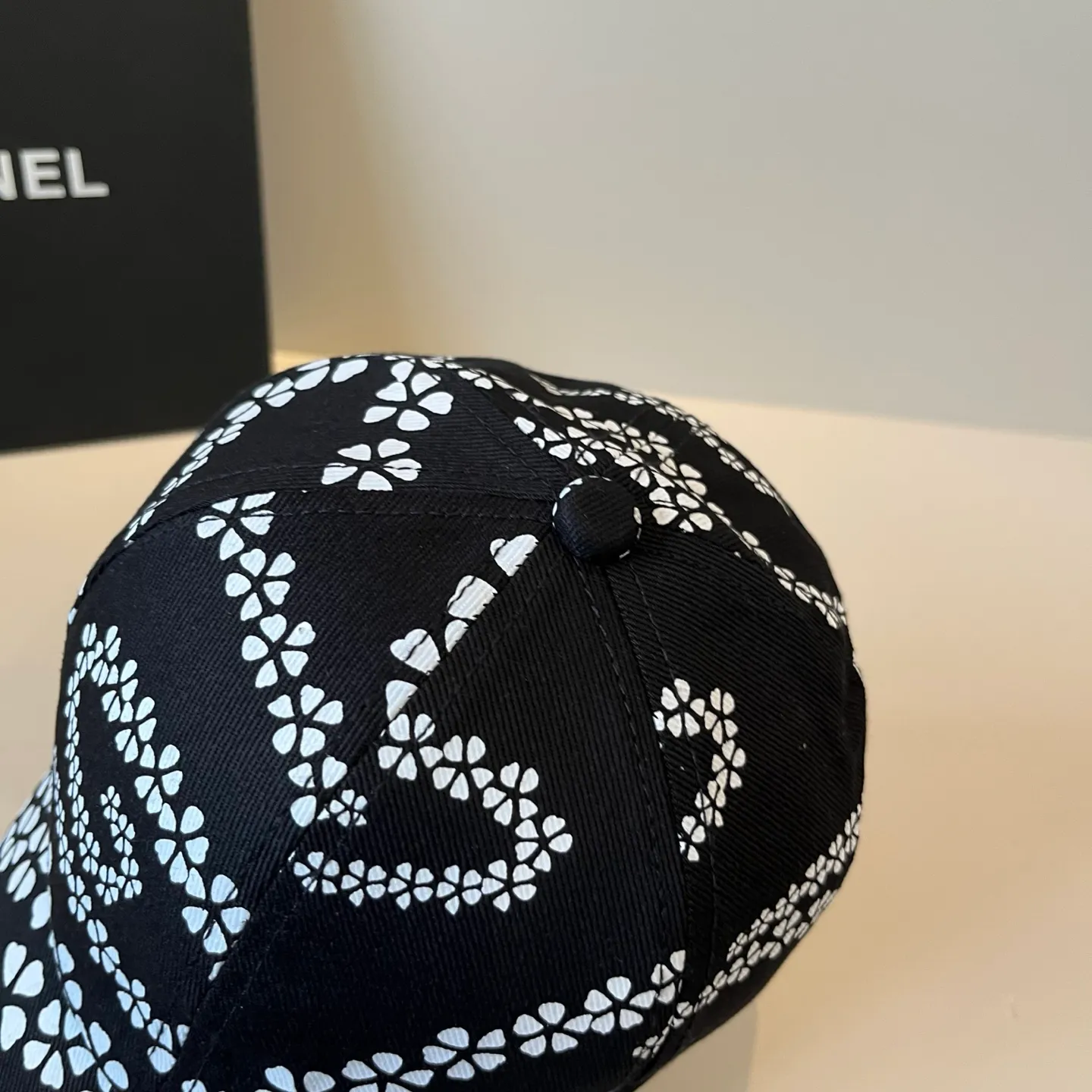 P56💰Chanel CHANEL new baseball cap, Xiaoxiang classic and simple, fashionable and casual design, popular new product