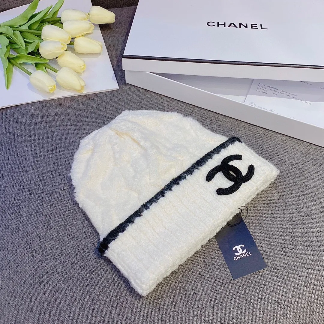 Running amount 80¥ Chanel Chanel 2022 autumn and winter official style wool hat, black and white
