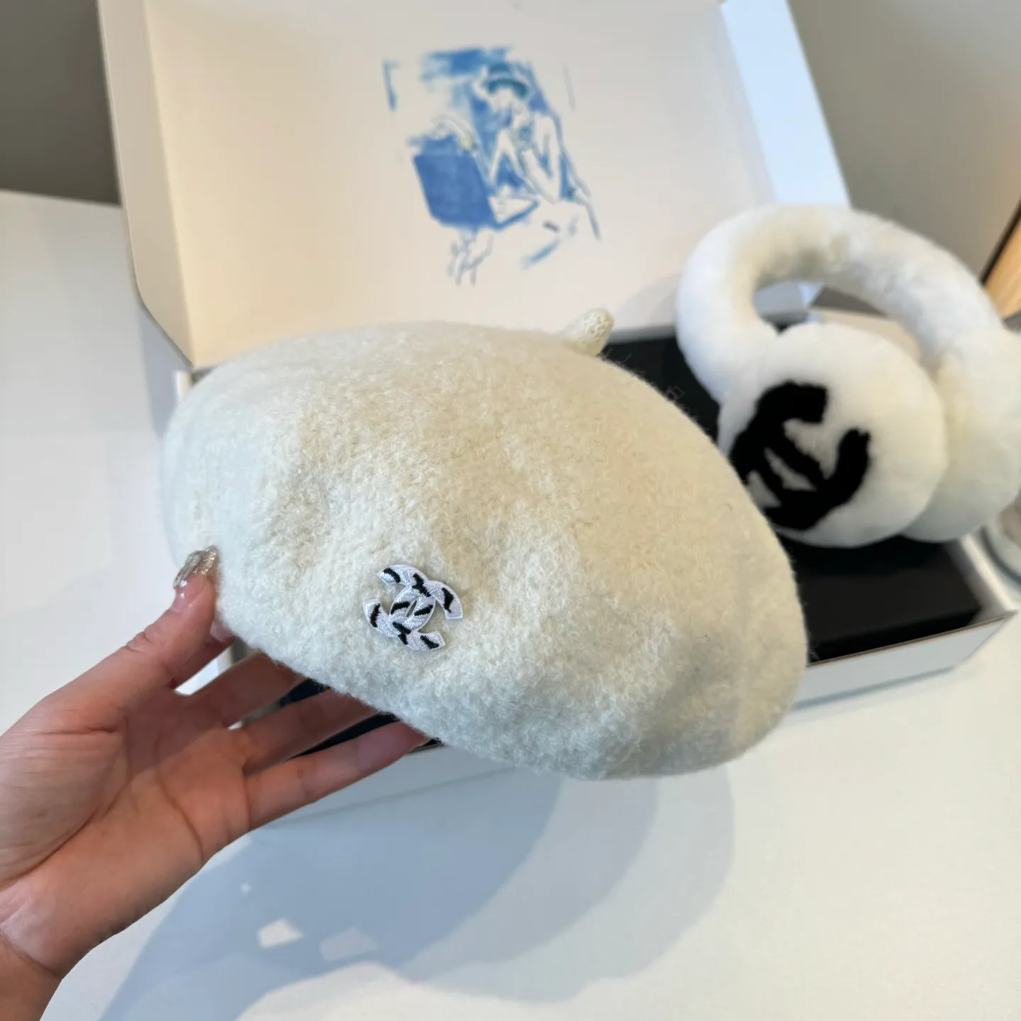💰100¥ Chanel new cashmere beret, head circumference 57cm