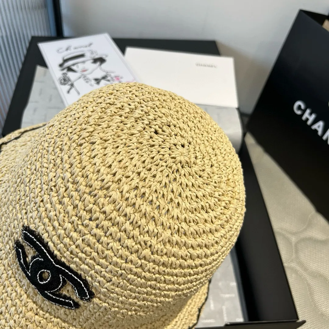💰100¥ Chanel new straw hat, hand-crocheted straw hat, foldable, easy to carry, head circumference 57cm