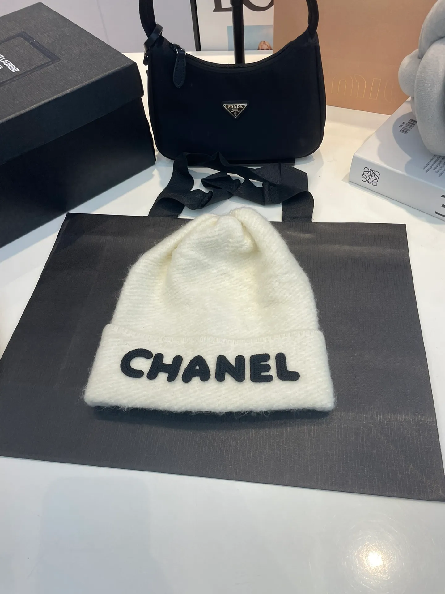 P60 CHANEL Chanel's new 2022 autumn and winter knitted woolen hat, a popular model ~ great for going out on the street!