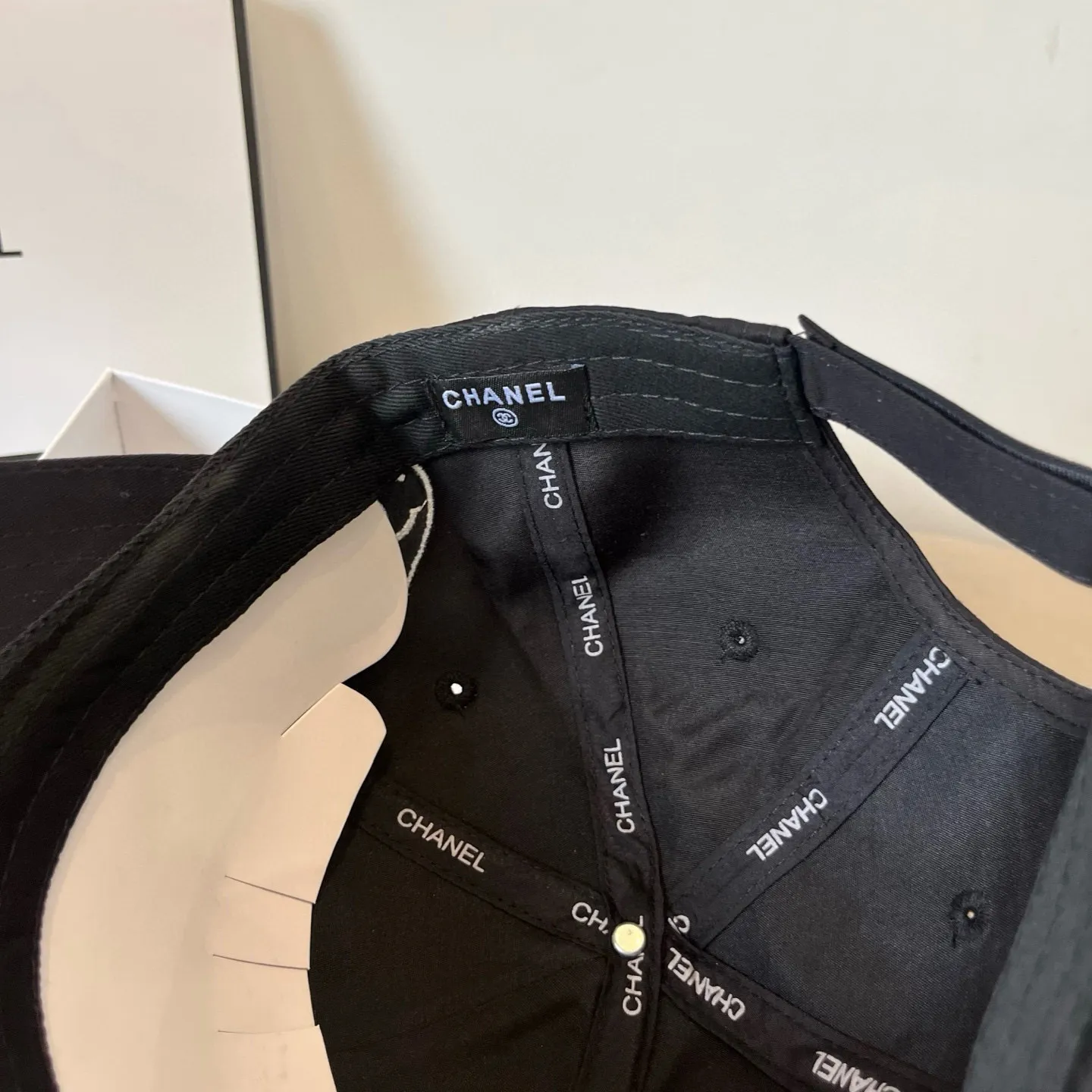 P60 CHANEL new baseball cap, Xiaoxiang classic and simple, fashionable and casual design, popular new product
