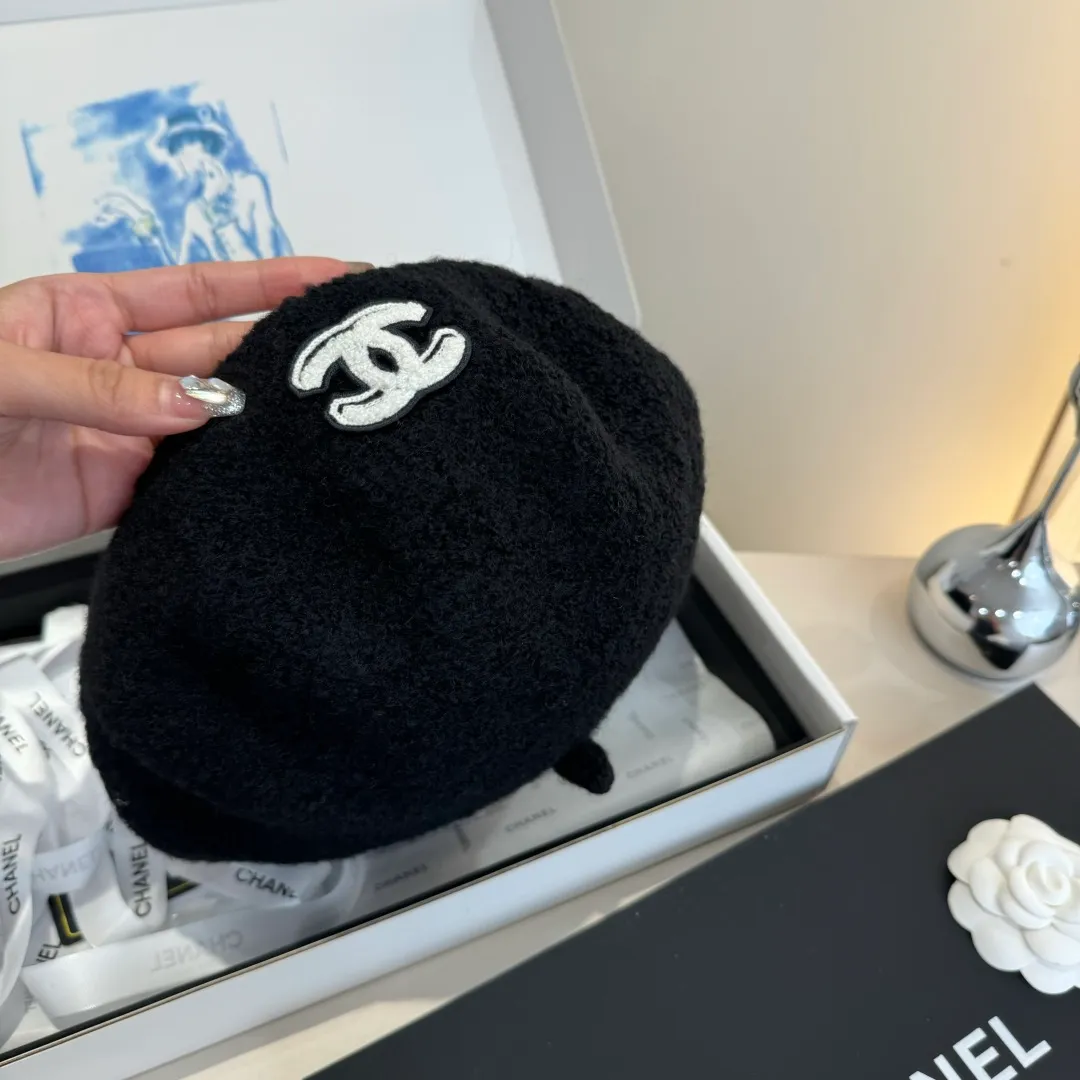 💰120¥ Chanel wool beret, pumpkin hat, 100% wool🦙 fabric, head circumference 57cm