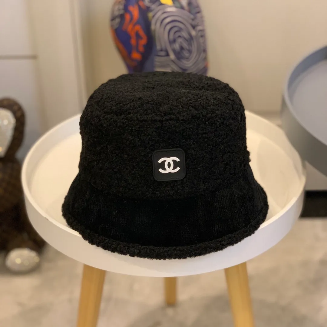 P100 CHANEL Chanel autumn and winter new women's fisherman hat women's lamb velvet hat warm Korean version versatile fashion embroidered basin hat