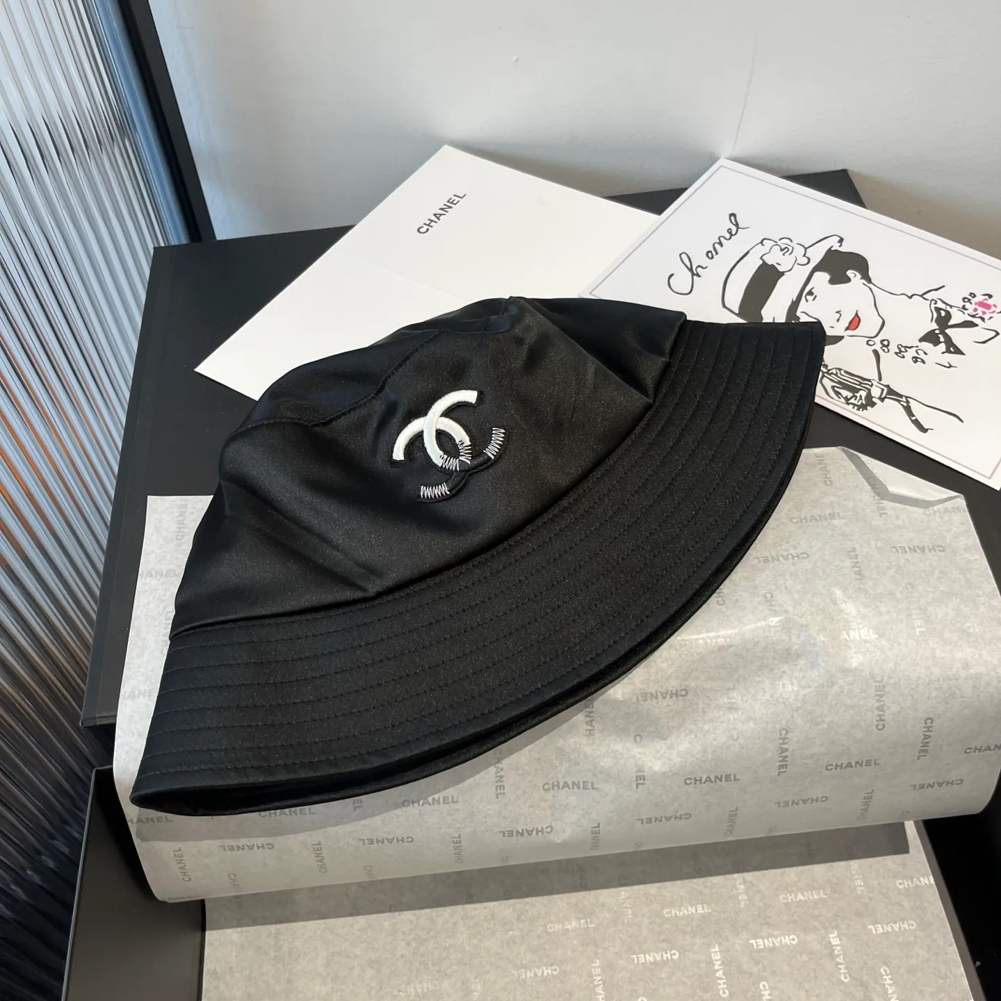 💰110¥ Chanel new satin bucket hat, embroidered double C logo, head circumference 57cm