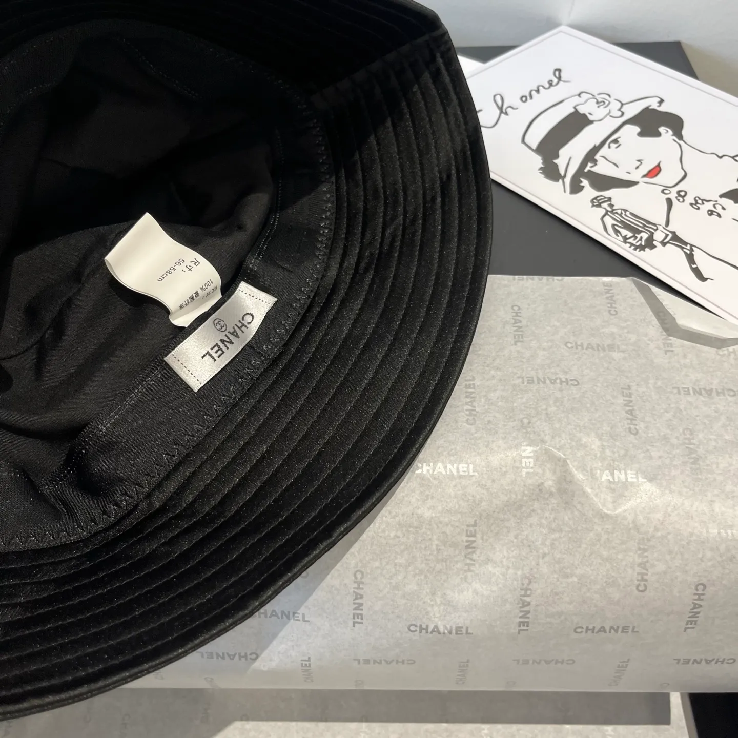 💰110¥ Chanel new satin bucket hat, embroidered double C logo, head circumference 57cm