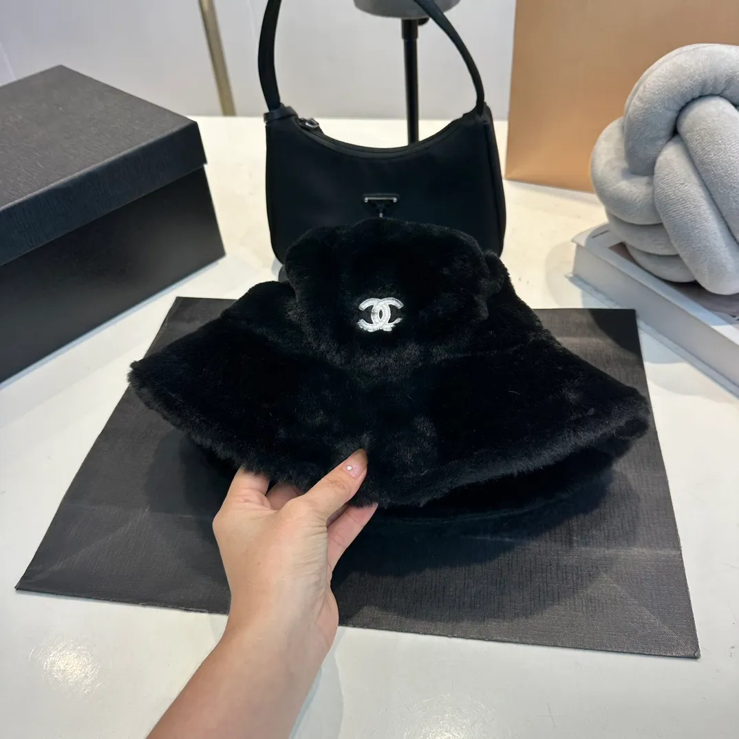 P56 Chanel Chanel 2024 Fisherman Hat for Women Autumn and Winter Without Makeup Versatile Face Showing Small Basin Hat Korean Style Elegant Temperament Bucket Hat