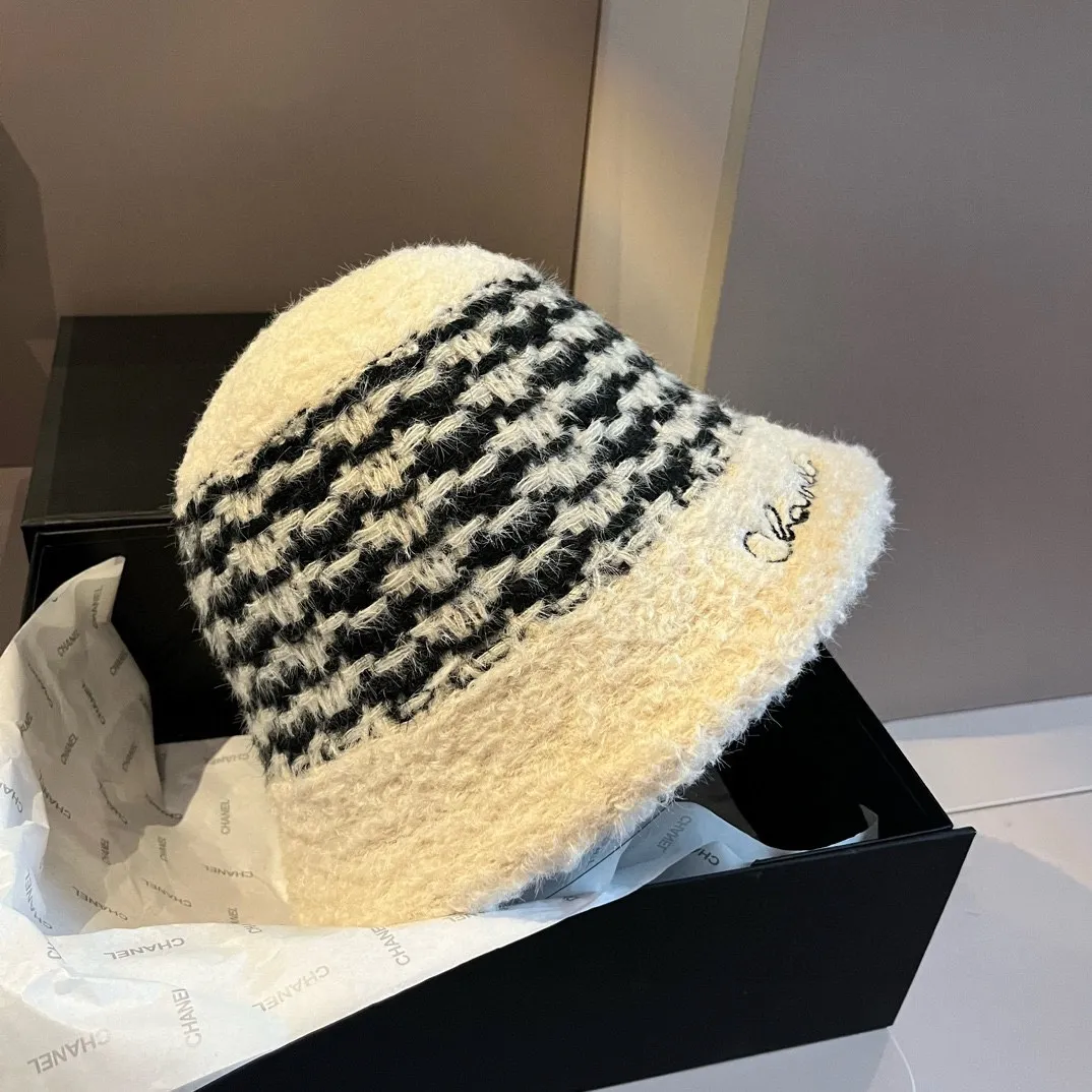 💰120¥ Chanel lambswool bucket hat, head circumference 57cm