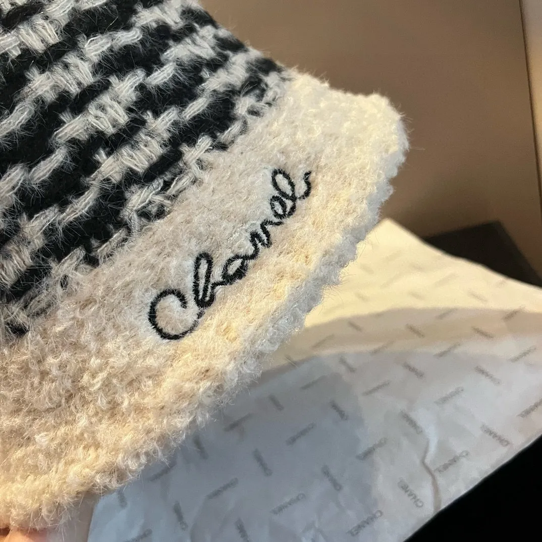 💰120¥ Chanel lambswool bucket hat, head circumference 57cm