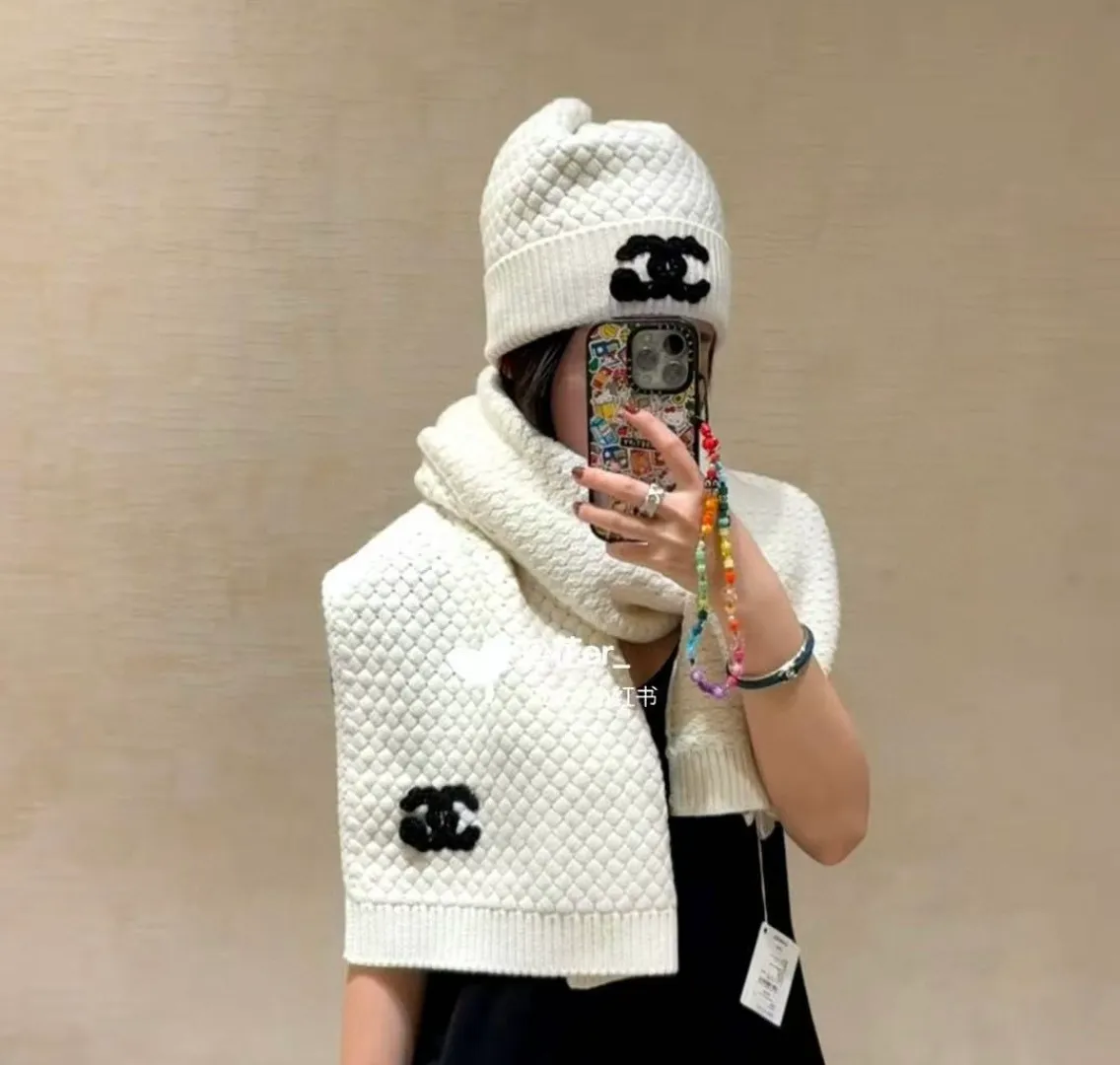 💰70¥ Chanel knitted beanie