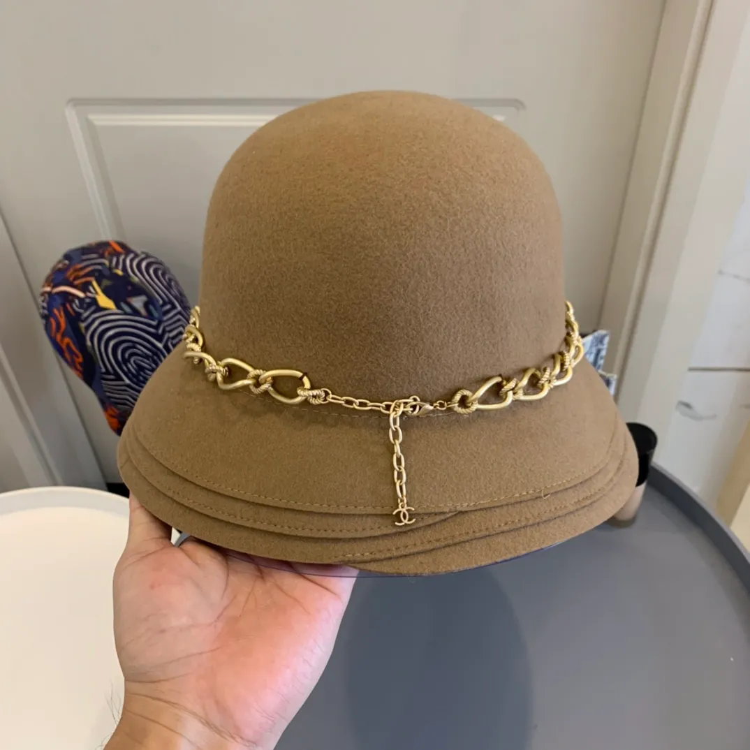 P200 Chanel 2020 autumn and winter wool basin hat, irregular tailoring design, super high-end, a must-have for celebrities, 100% wool fabric, head circumference 57cm adjustable