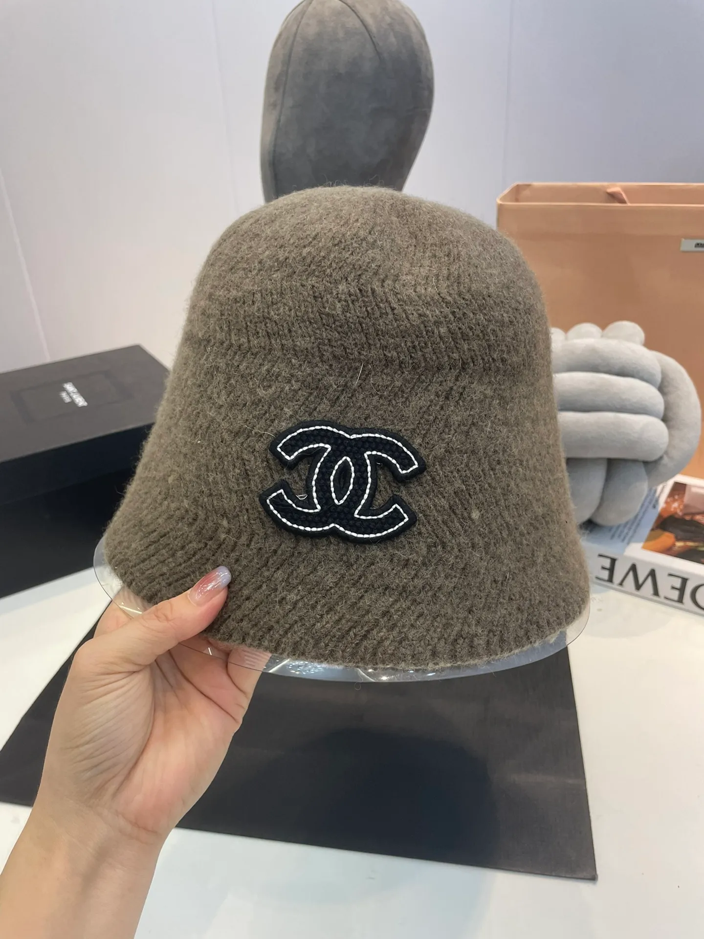 P70 Chanel Chanel 2023 new autumn and winter woolen bucket hat, wool fisherman hat, 100% wool fabric 🦙% head circumference 57cm