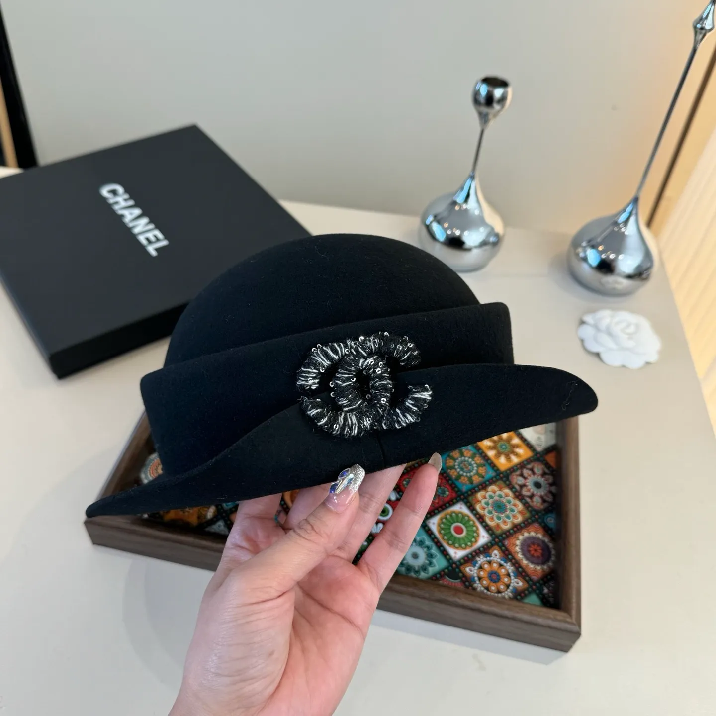 💰180¥ Chanel's new wool curled basin hat, irregular cut design, head circumference 57cm