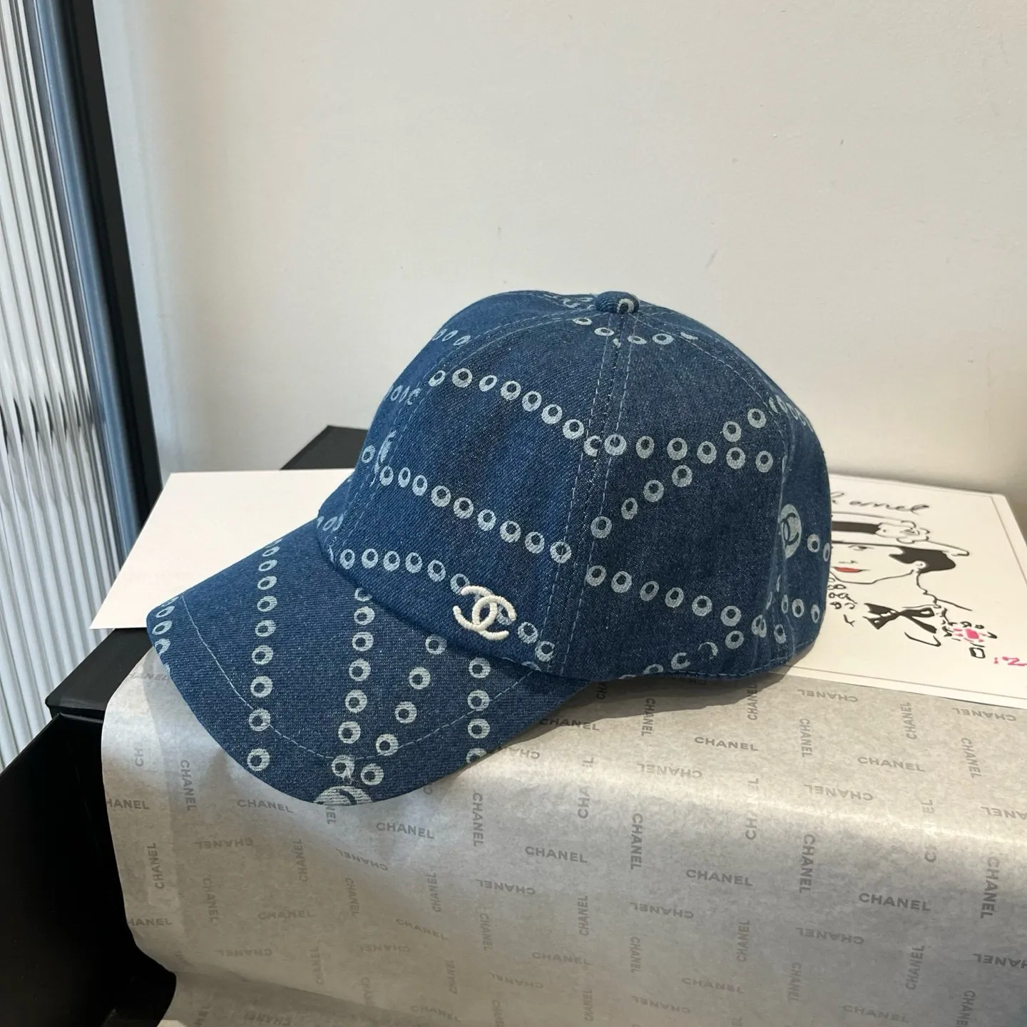 💰80¥ Chanel denim peaked hat, 25 years new counter model, head circumference 57cm