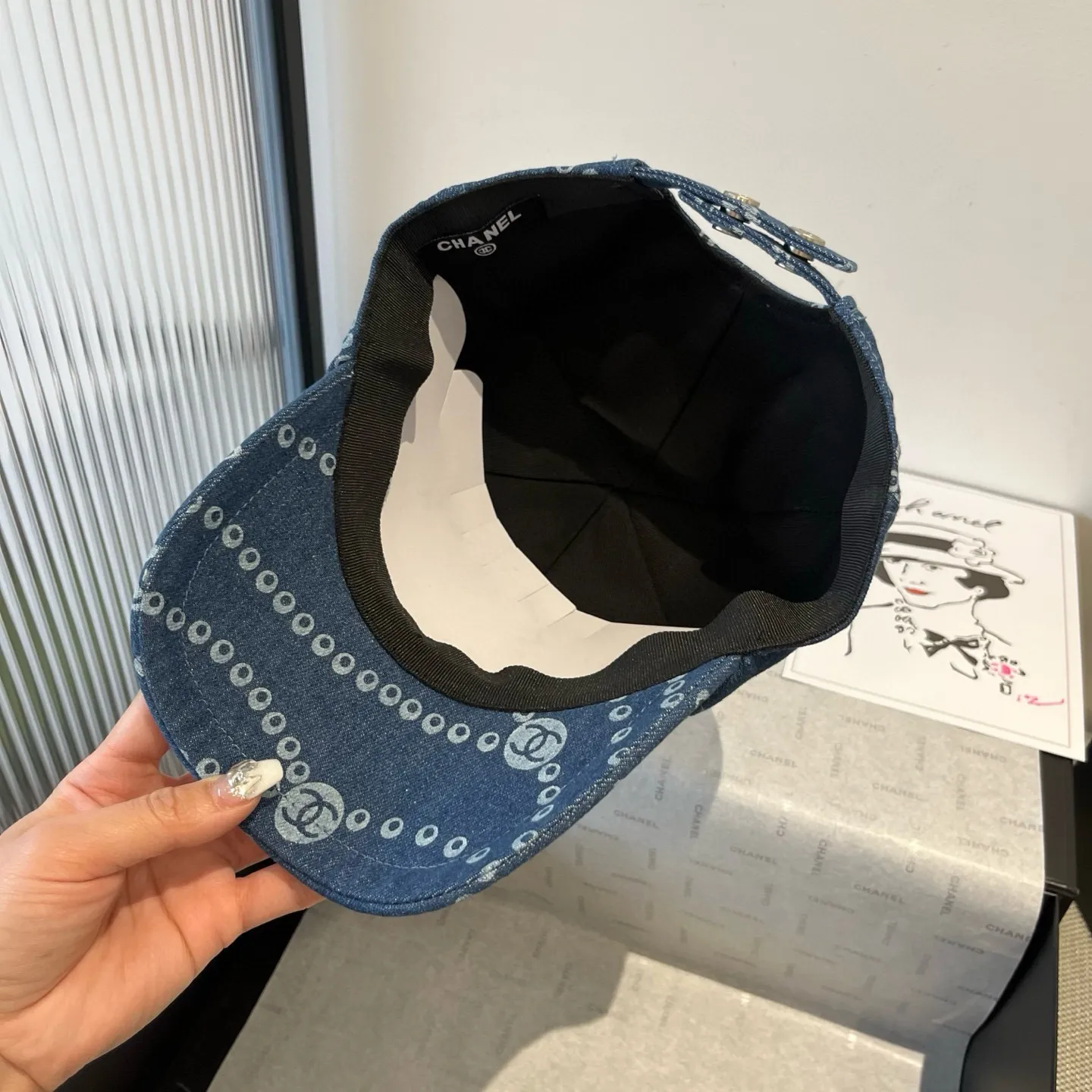💰80¥ Chanel denim peaked hat, 25 years new counter model, head circumference 57cm