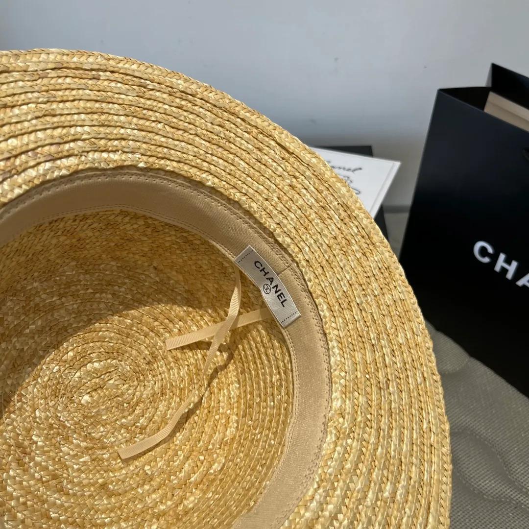 💰140¥ Chanel straw straw flat top hat, head circumference 57cm