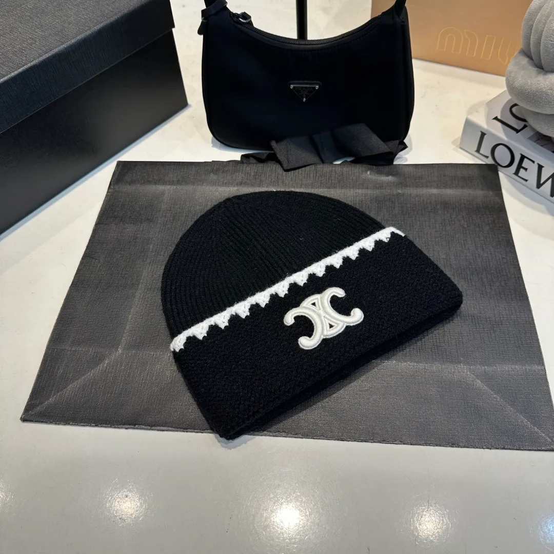 P50 Cha.nel Chanel knitted beanie