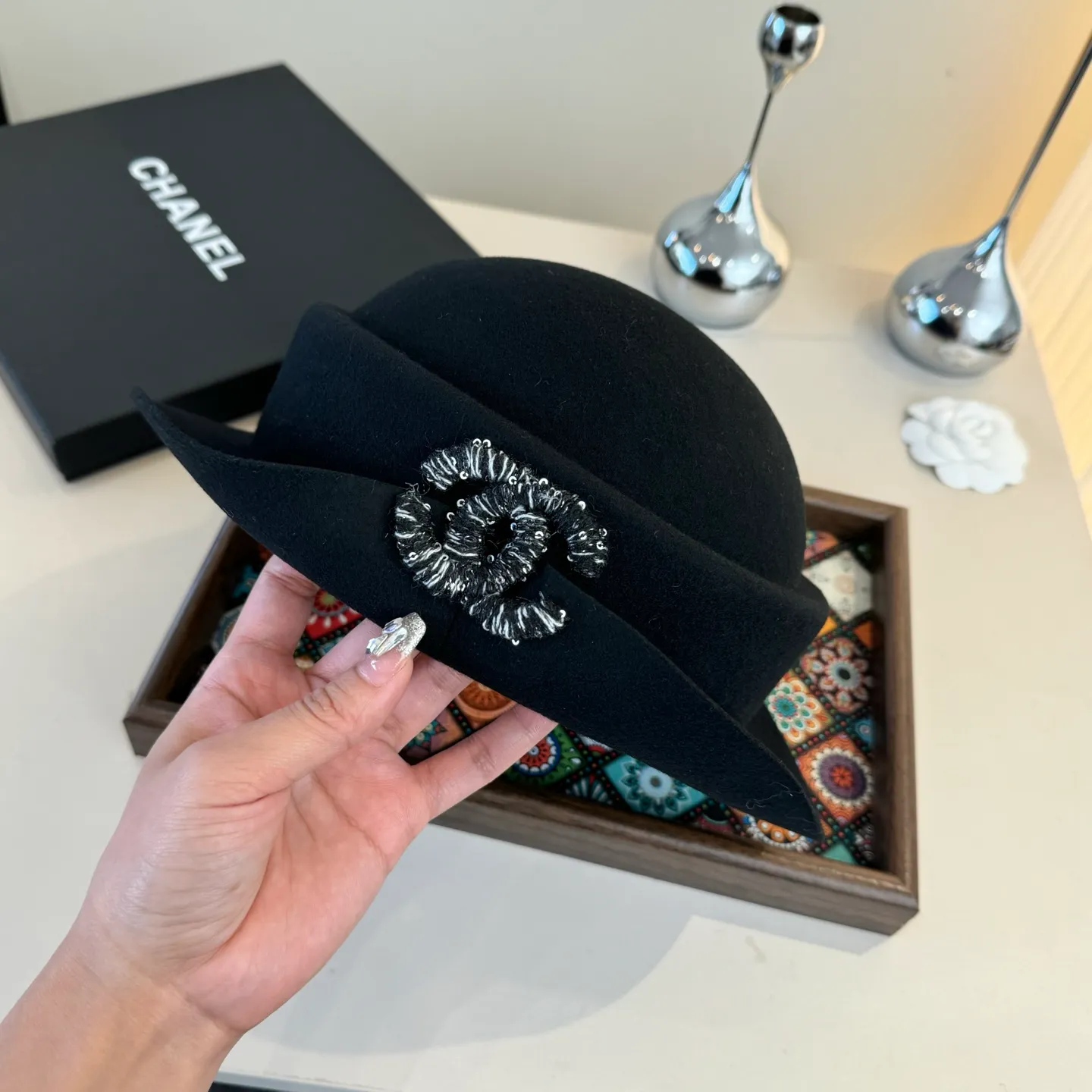 💰180¥ Chanel's new wool curled basin hat, irregular cut design, head circumference 57cm