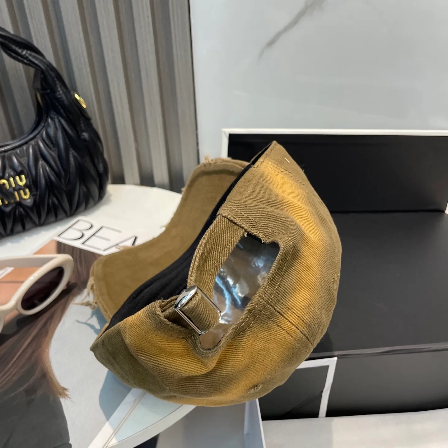 P80 CHANEL [Chanel] New simple logo baseball cap, new model shipped, big brand style is super easy to match, hurry up and get it!