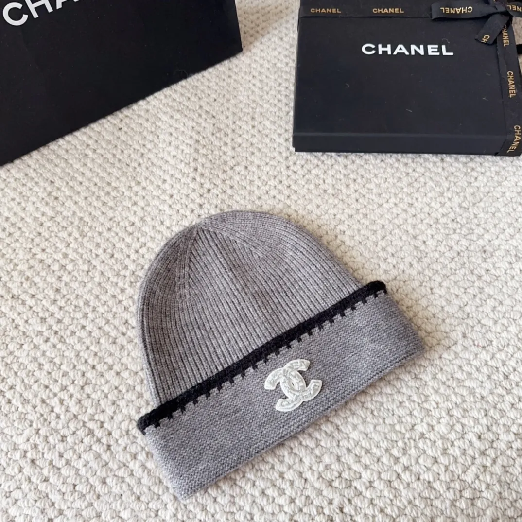 💰60 Chanel official website releases CHANEL small and popular knitted hat! Xiaohongshu’s new product is released, it’s so 🉑️, high-elastic fabric, classic colors, same style for men and women.