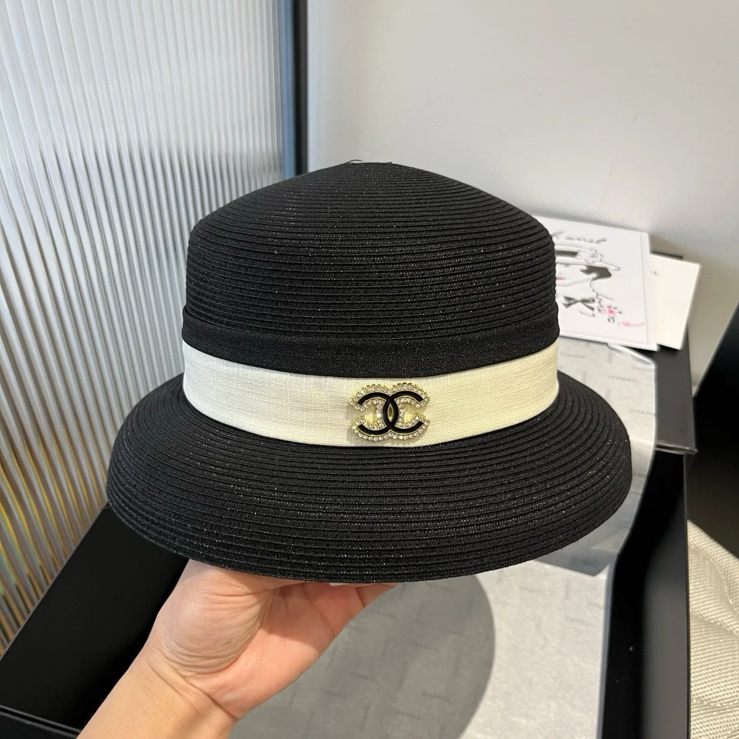 💰160¥ Chanel lantern hat, made of PP straw, celebrity style, head circumference 57cm
