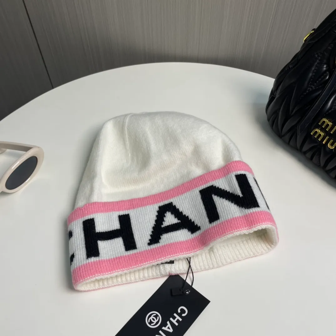 P60 comes with dust bag 🌺 [CHANEL] New wool knitted hat, Xiaohongshu, recommended by major Internet celebrities! Thicker and warmer, fashionable and popular🌸First-class texture, the best brand for keeping warm in autumn and winter, order now, limited quantity available