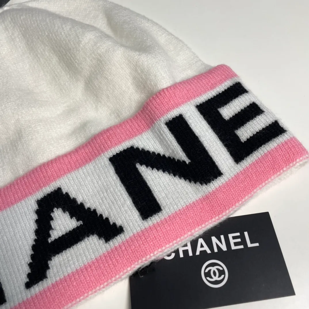 P60 comes with dust bag 🌺 [CHANEL] New wool knitted hat, Xiaohongshu, recommended by major Internet celebrities! Thicker and warmer, fashionable and popular🌸First-class texture, the best brand for keeping warm in autumn and winter, order now, limited quantity available