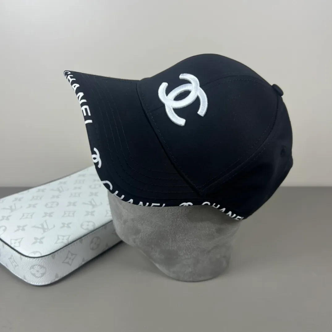 46💰Chanel CHANEL new baseball cap, Xiaoxiang classic and simple, fashionable and casual design, popular new product