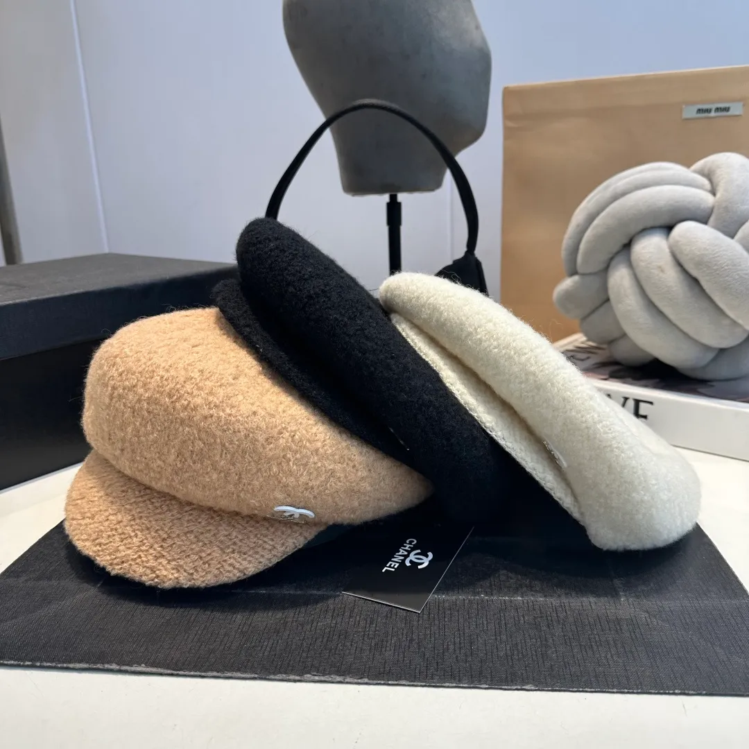 P80 Chanel Chanel retro Japanese milk silk octagonal hat women's versatile hollow fashion face-showing short-brimmed British pumpkin hat summer