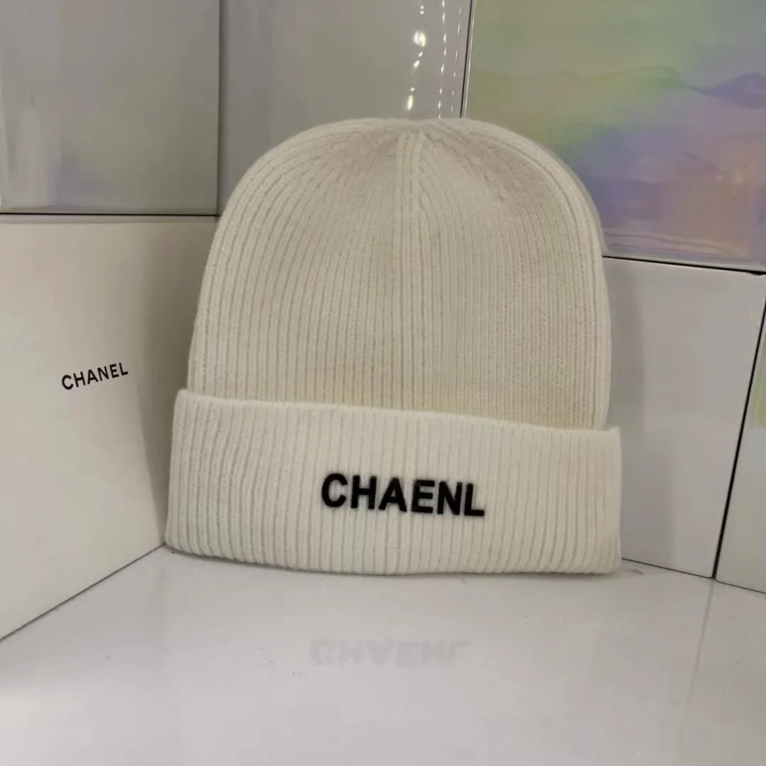 Special P60💛 Comes with dust bag [CHANEL Chanel] 2021 autumn and winter counter small fragrance style wool hat, super popular 💖 first-class texture, very easy to match when going out!