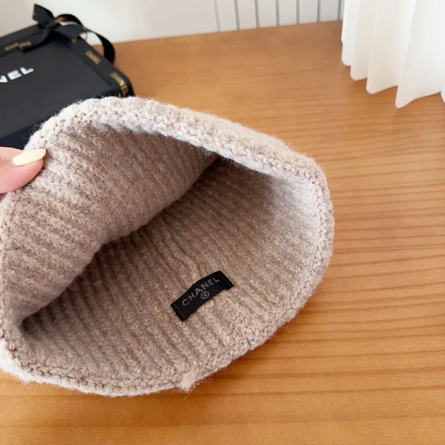 💰50 Chanel official website releases CHANEL small and popular knitted hat! Xiaohongshu’s new product is released, it’s so 🉑️, high-elastic fabric, classic colors, same style for men and women.