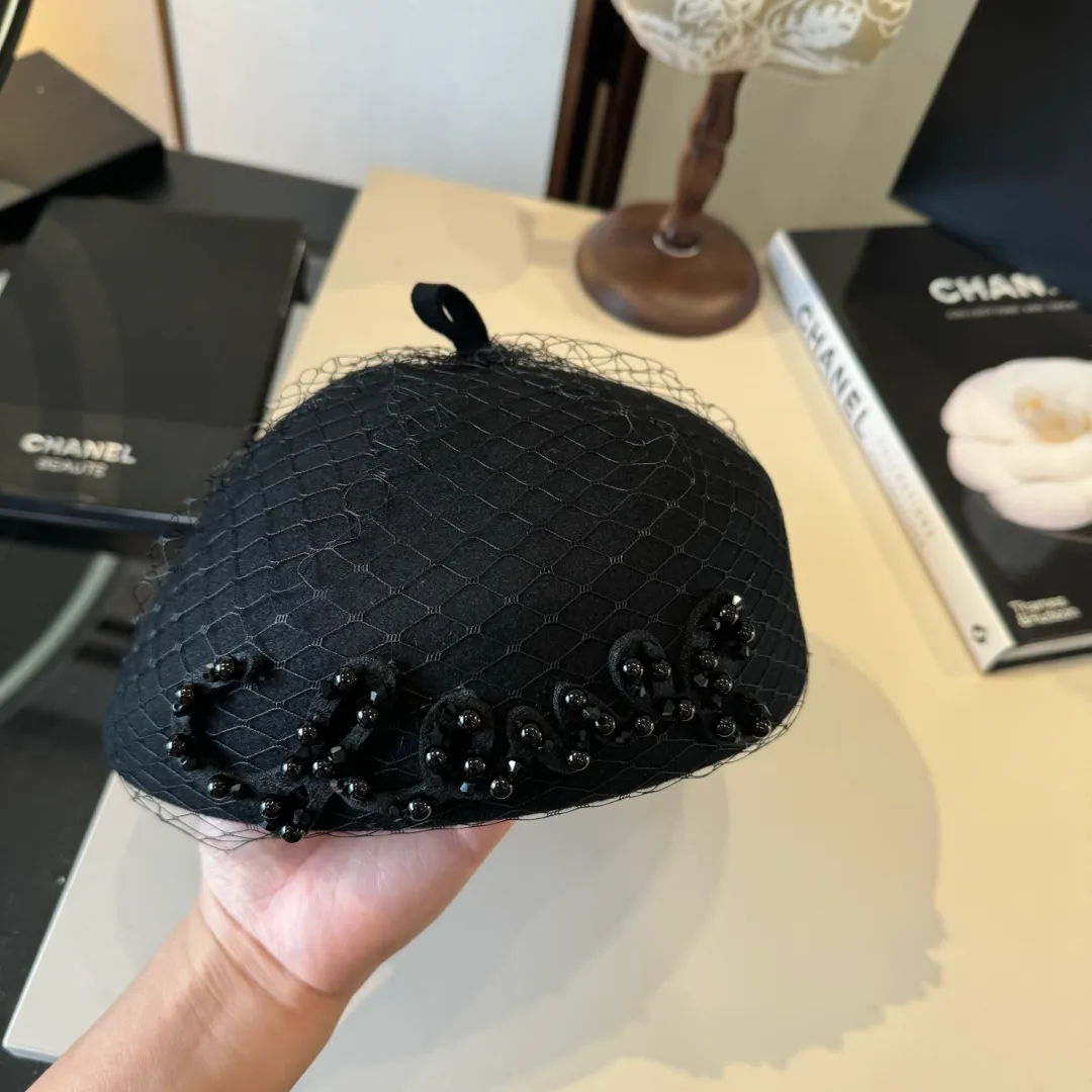 💰180¥ Chanel beret, customized with small fragrance style high-end fabrics, head circumference 57cm