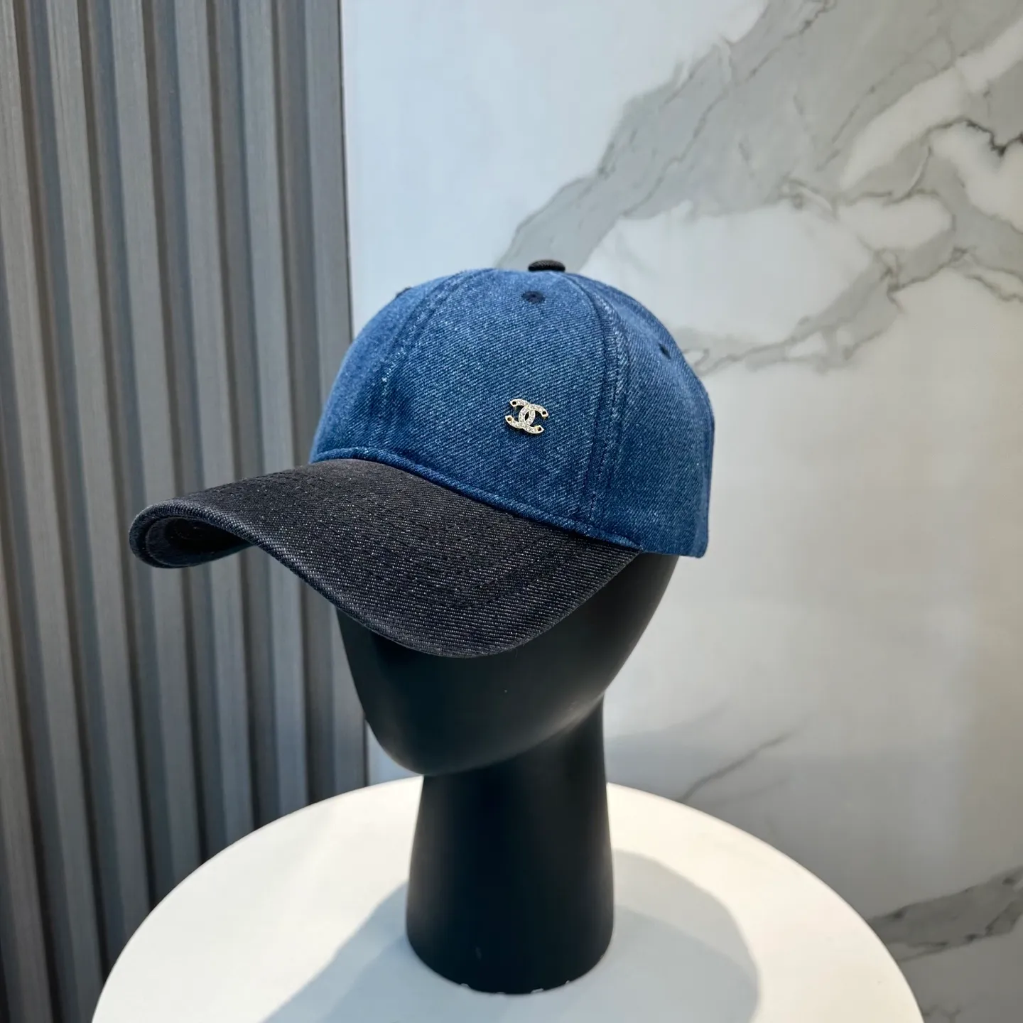 P56 Chanel (Chanel) counter new original washed denim baseball cap, customized three-dimensional logo is exquisite! Original quality, exclusive physical shooting.