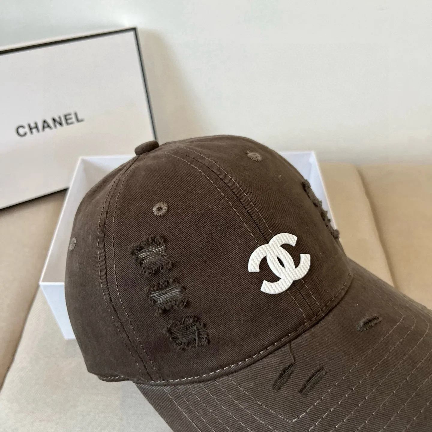 P60 CHANEL new baseball cap, Xiaoxiang classic and simple, fashionable and casual design, popular new product