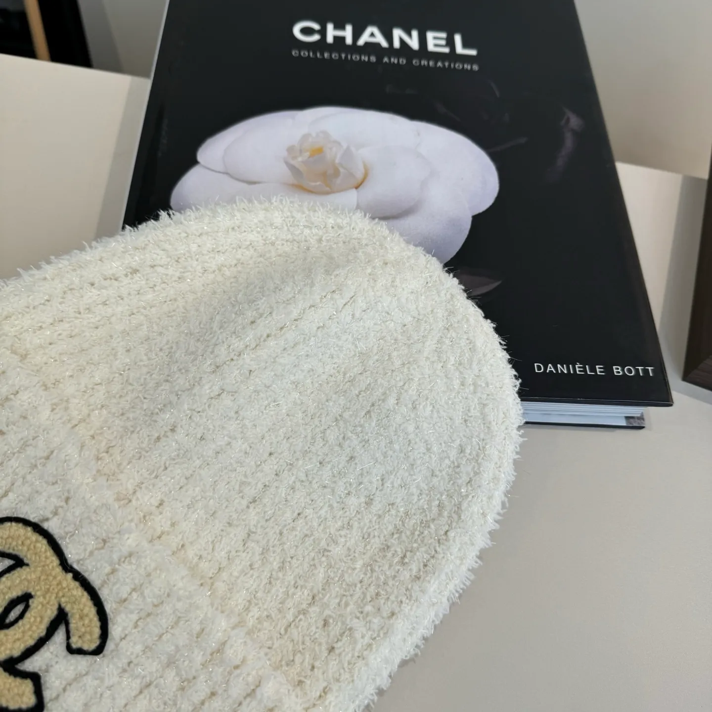 💰80¥ Chanel knitted beanie