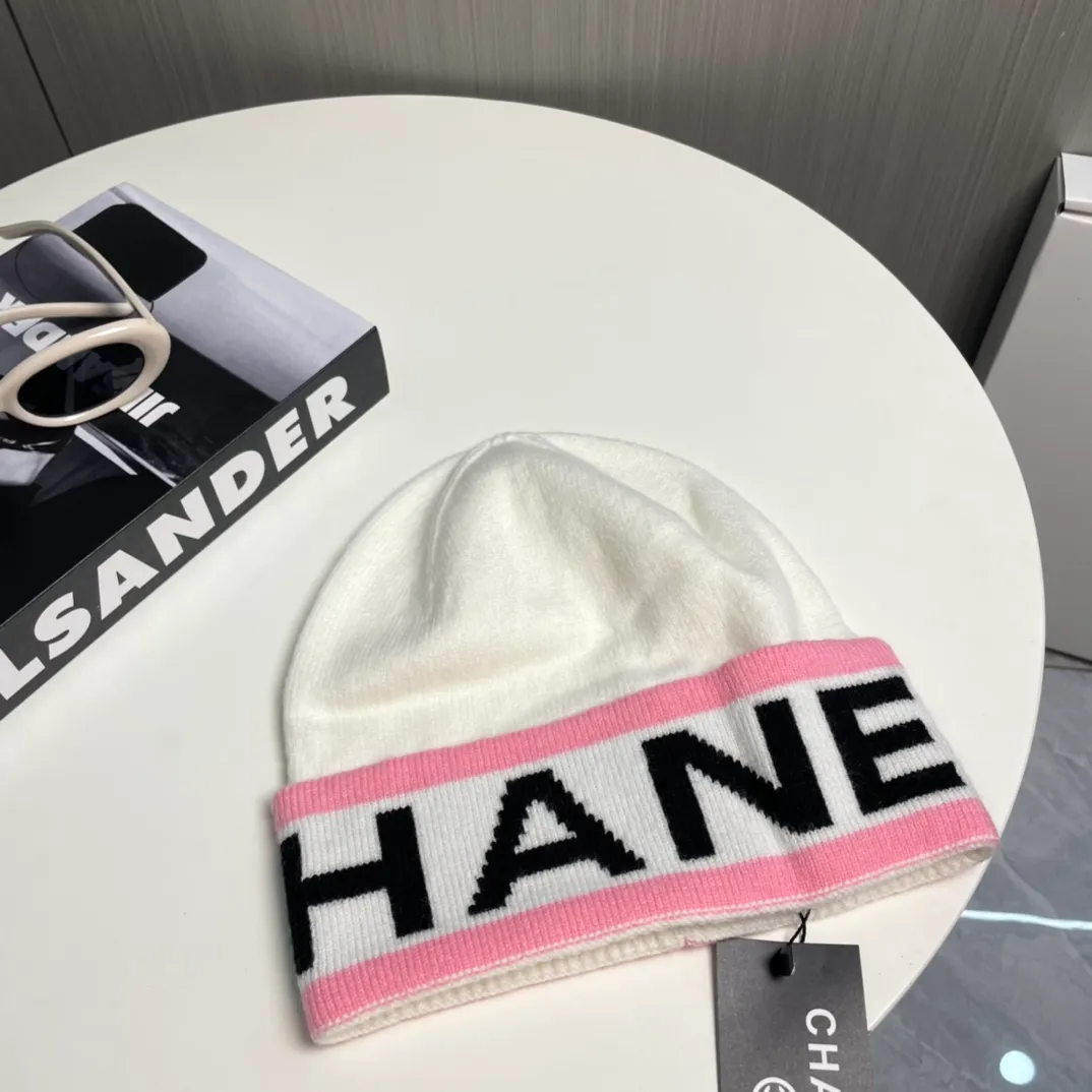 P60 comes with dust bag 🌺 [CHANEL] New wool knitted hat, Xiaohongshu, recommended by major Internet celebrities! Thicker and warmer, fashionable and popular🌸First-class texture, the best brand for keeping warm in autumn and winter, order now, limited quantity available