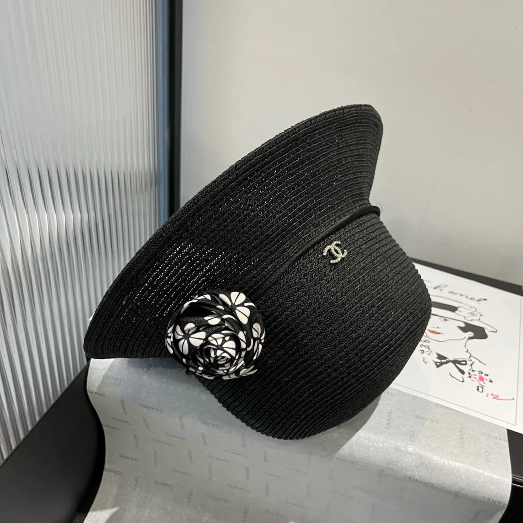 💰150¥ Chanel new top hat, original small basin hat, straw hat, head circumference 57cm