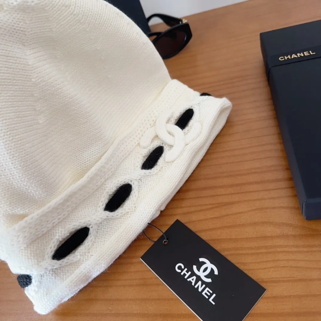 💰70 Chanel official website releases CHANEL small and popular knitted hat! Xiaohongshu’s new product is released, it’s so 🉑️, high-elastic fabric, classic colors, same style for men and women.