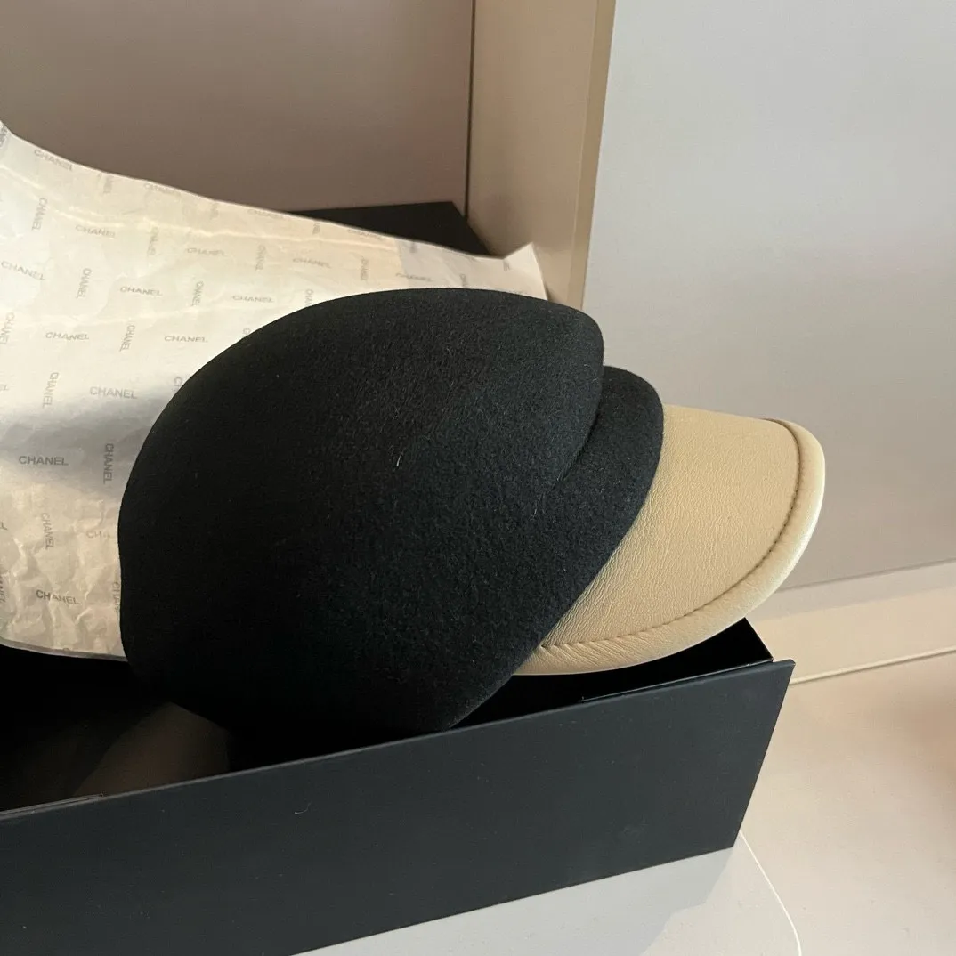 💰180¥ Chanel wool peaked military cap, washed leather brim, high-end color matching, 100% wool🦙, head circumference 57cm adjustable